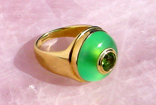 Chalcdony, moldavite gold ring