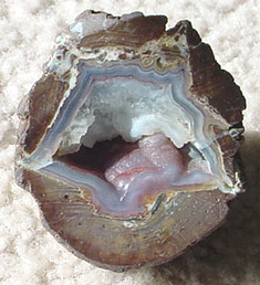 Item #17 Dugway Geode