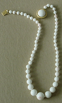 White & pink glass bead necklace