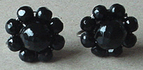 Black bead screw back