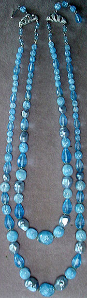 Plastic bead WG necklace