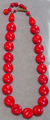 Vintage red glass bead choker