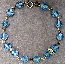 Blue glass bead bracelet