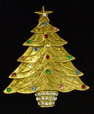 Christmas tree pin